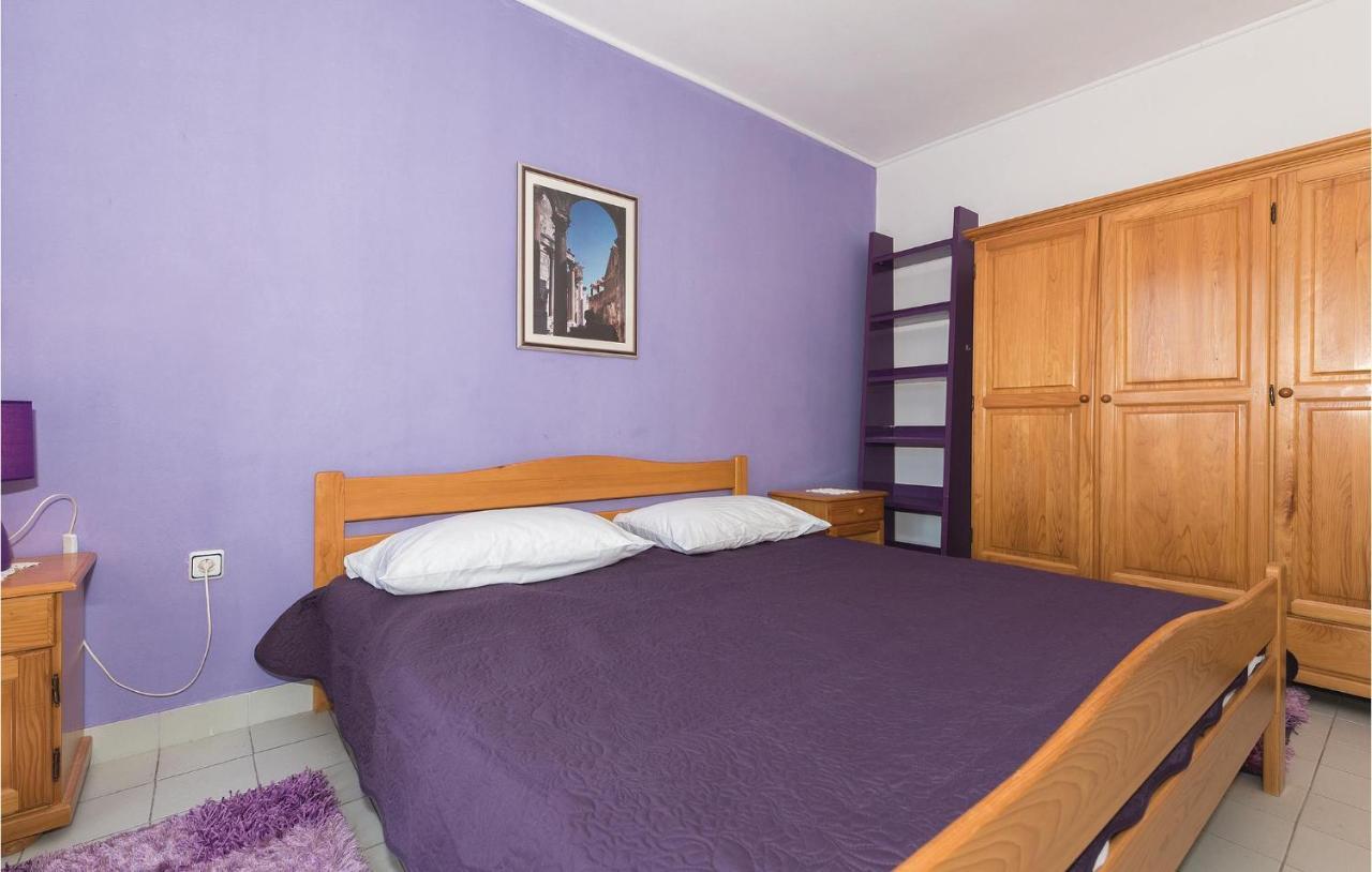 Beautiful Apartment In Rogoznica With Wifi Exteriör bild