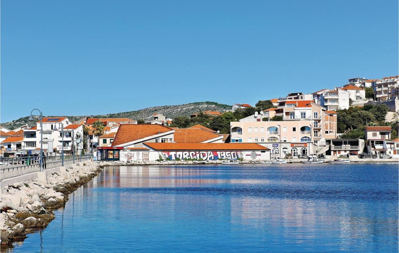 Beautiful Apartment In Rogoznica With Wifi Exteriör bild